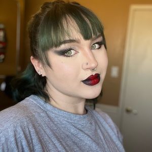 Meet your Posher, Destiny